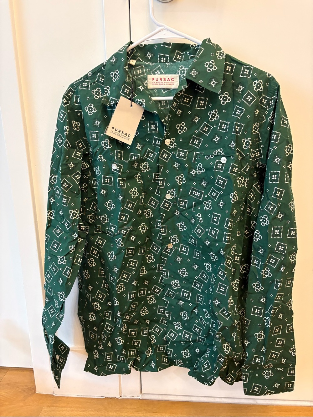 Green Printed Long-Sleeve Button-Down Shirt